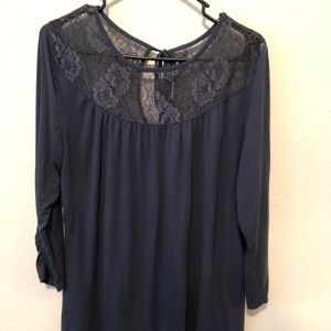 Navy blue 3/4 length top